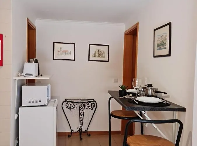 アパート Alta コインブラ